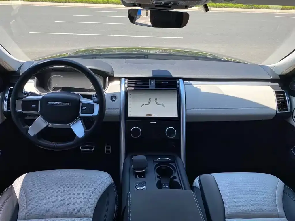Land Rover Discovery 2022 из CN, фото 2