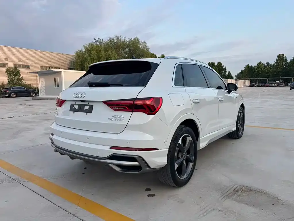 Audi Q3 2022 из CN, фото 9