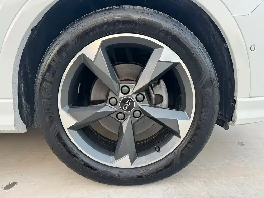 Audi Q3 2022 из CN, фото 4