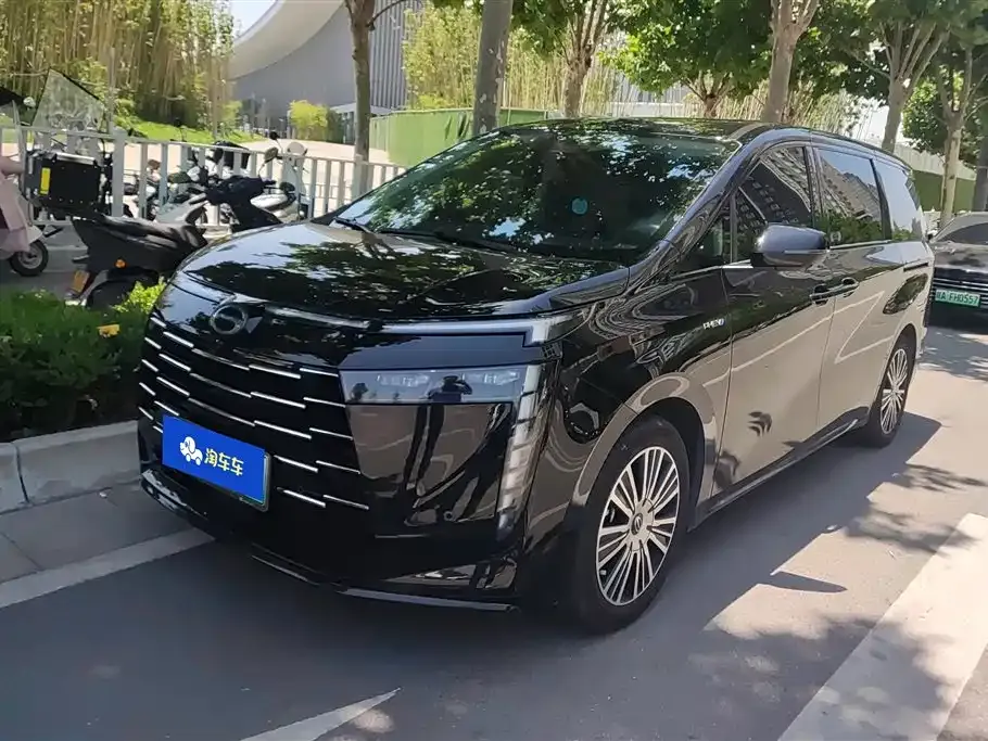 GAC Motor 传祺E8 PHEV