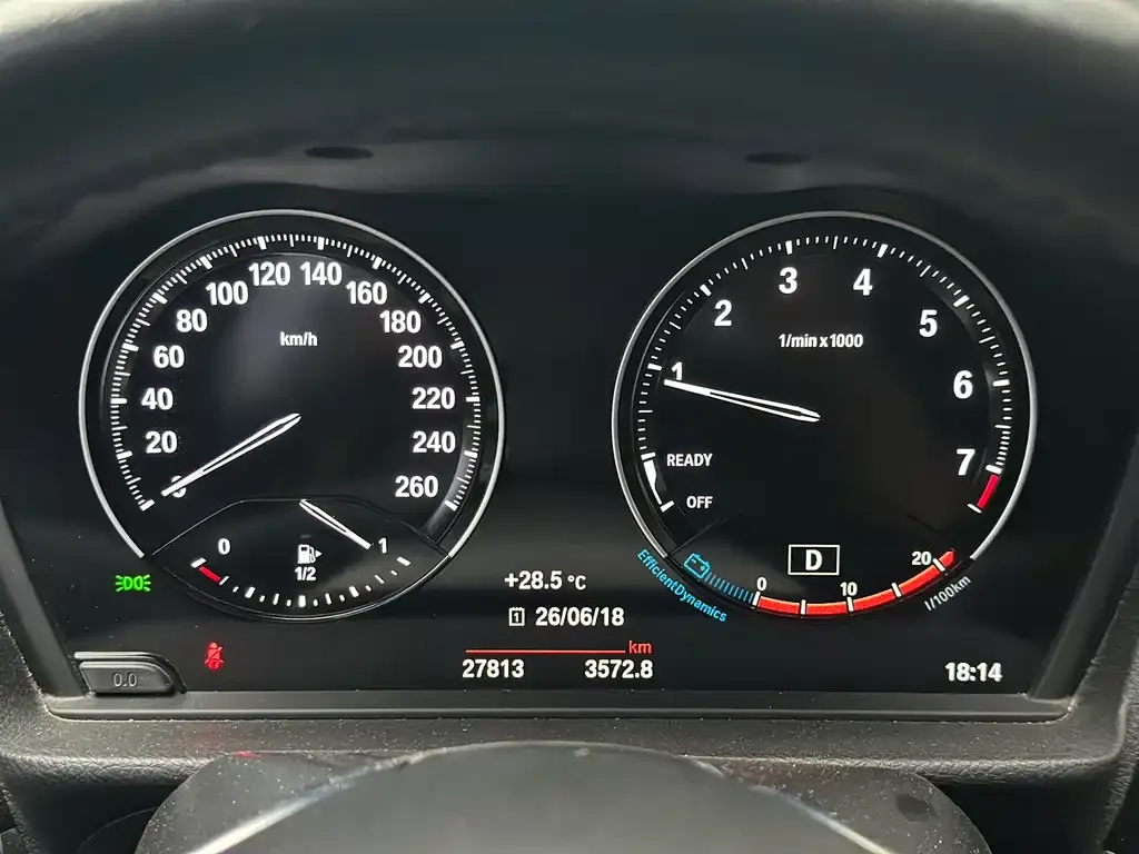 BMW 1 Series 2021 из CN, фото 7