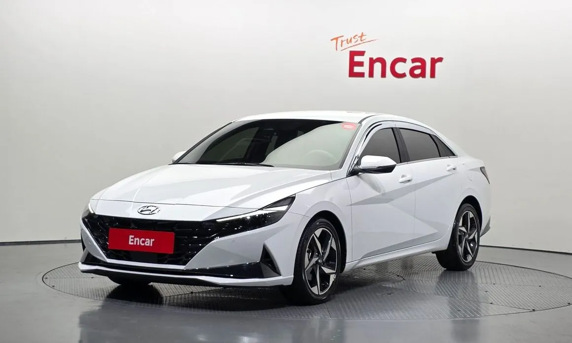 Hyundai AVANTE — фото 1