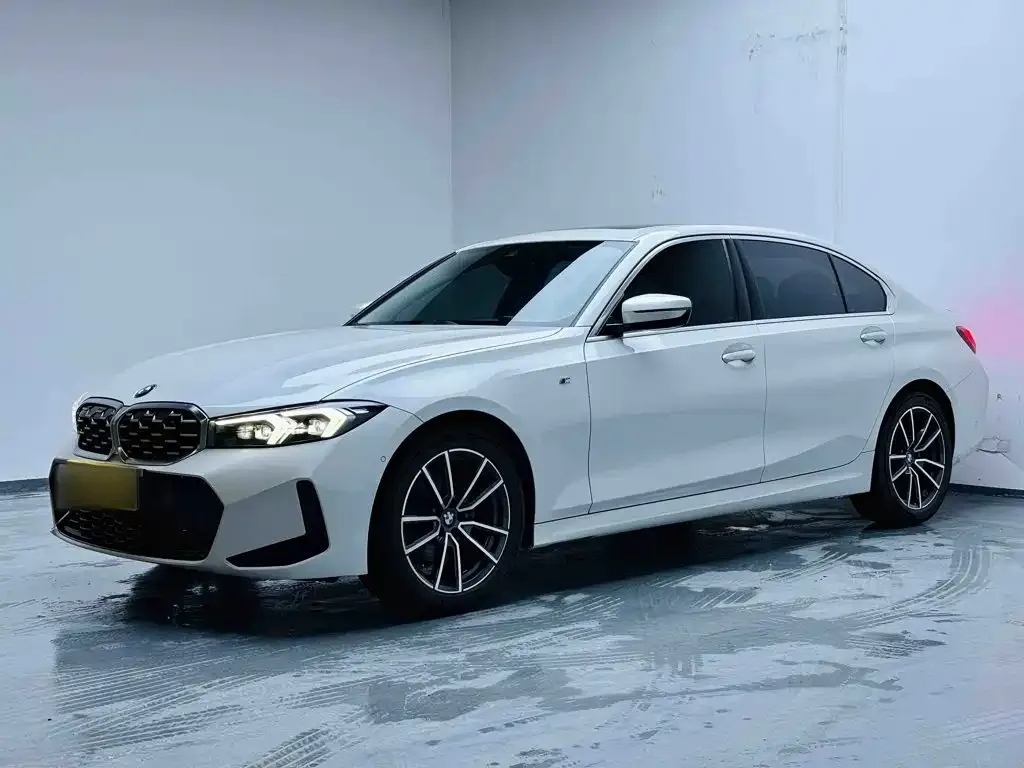 BMW 3 Series — фото 1