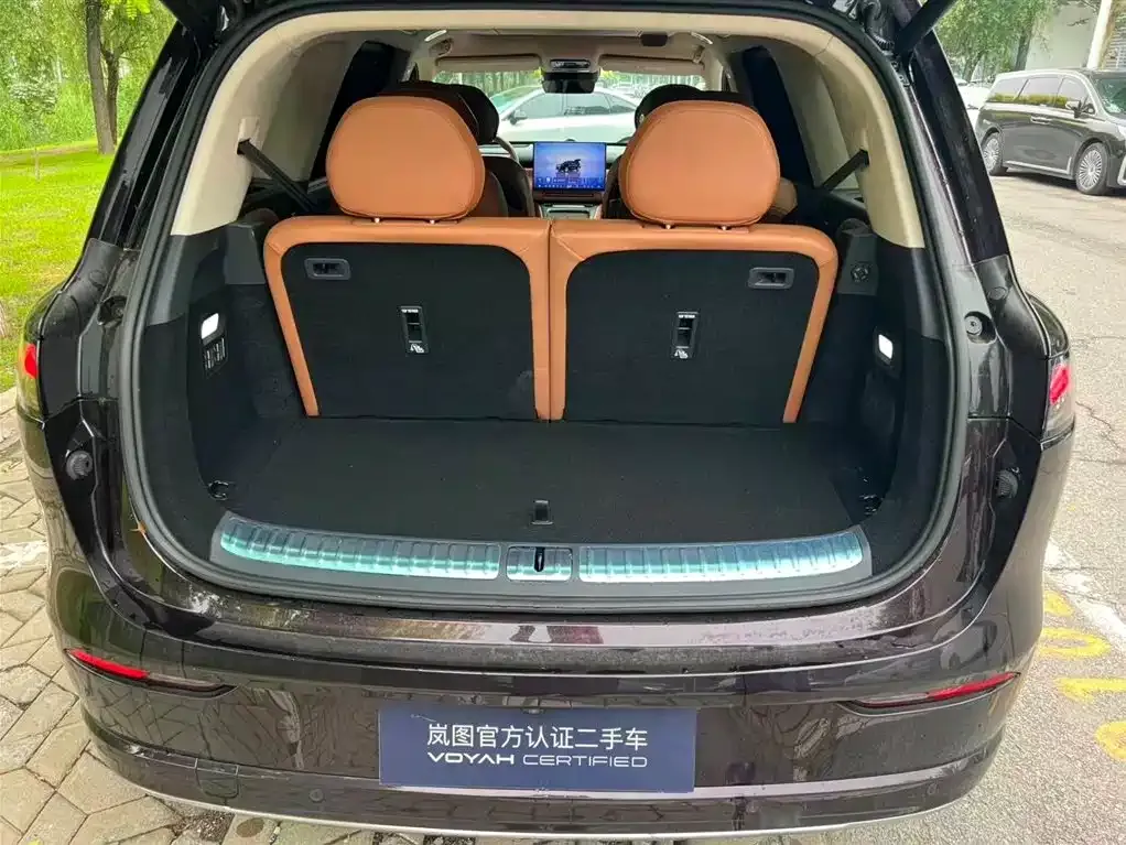 VOYAH Lantu Taishan 2025 из CN, фото 6