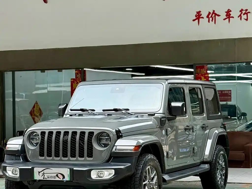 Jeep Wrangler PHEV 2022 из CN, фото 4