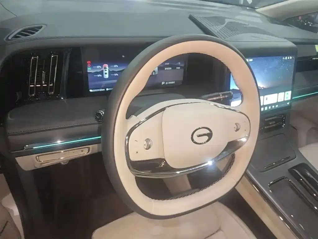 GAC Motor Trumpchi M8 — фото 8