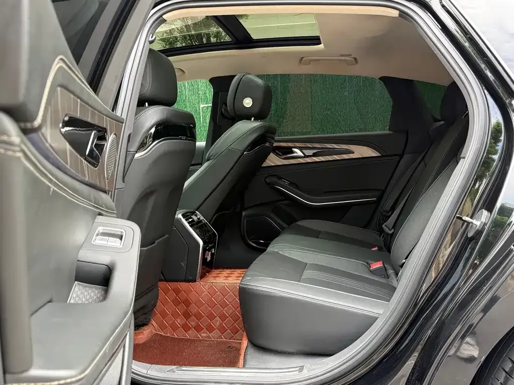 Hongqi H9 2021 из CN, фото 2