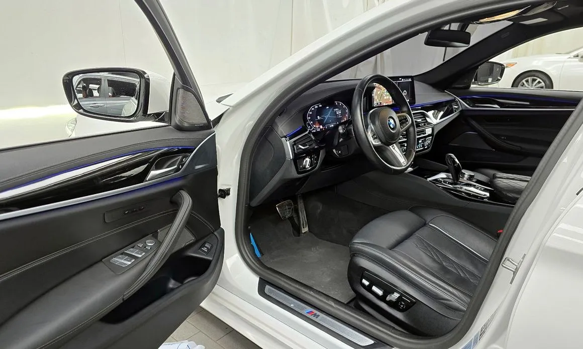 BMW 5-Series 2023 из KR, фото 8