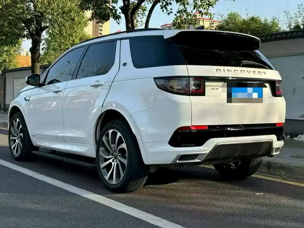 Land Rover Discovery Sport — фото 10