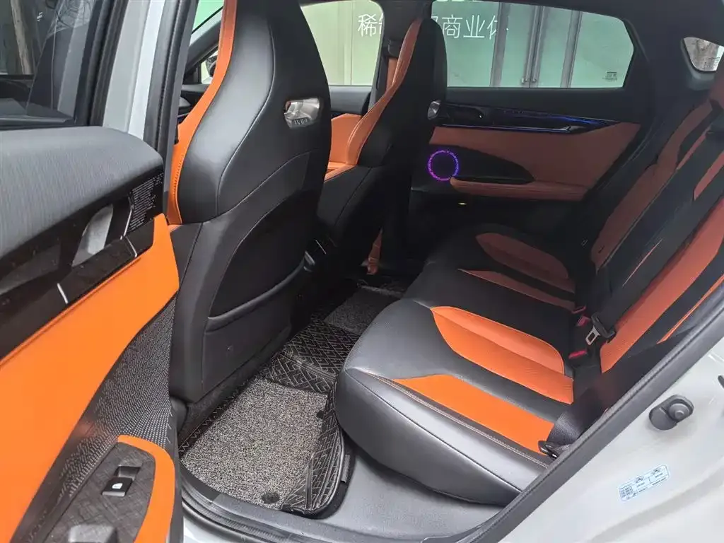 Changan UNI-V 2023 из CN, фото 6