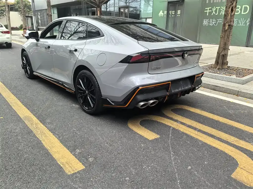 Changan UNI-V 2023 из CN, фото 8