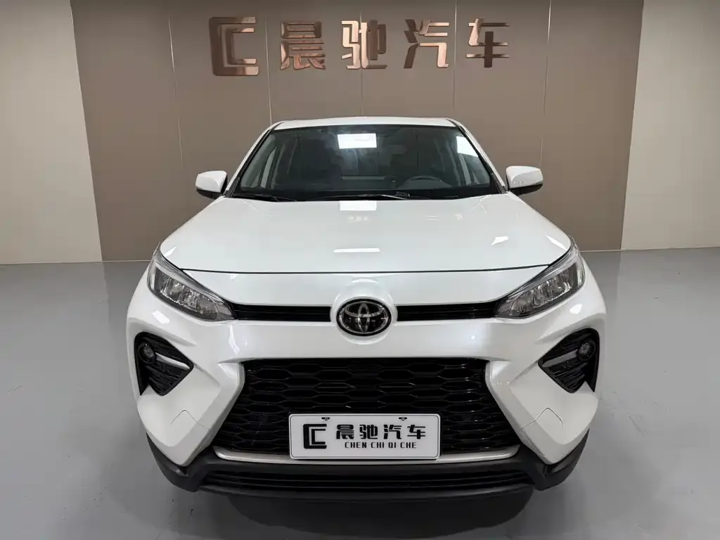 Toyota Wildlander — фото 2