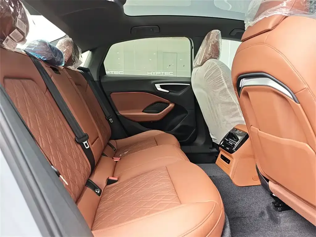 Audi A5L 2026 из CN, фото 7