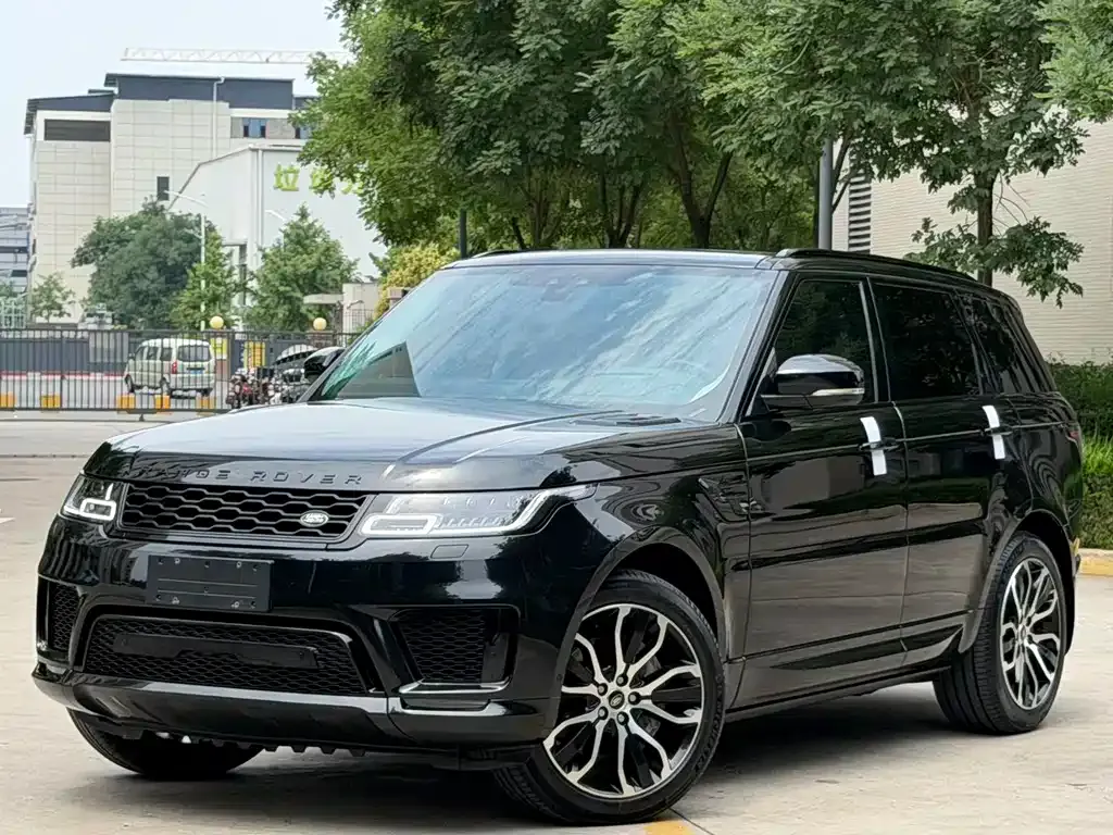 Land Rover Sport — фото 1