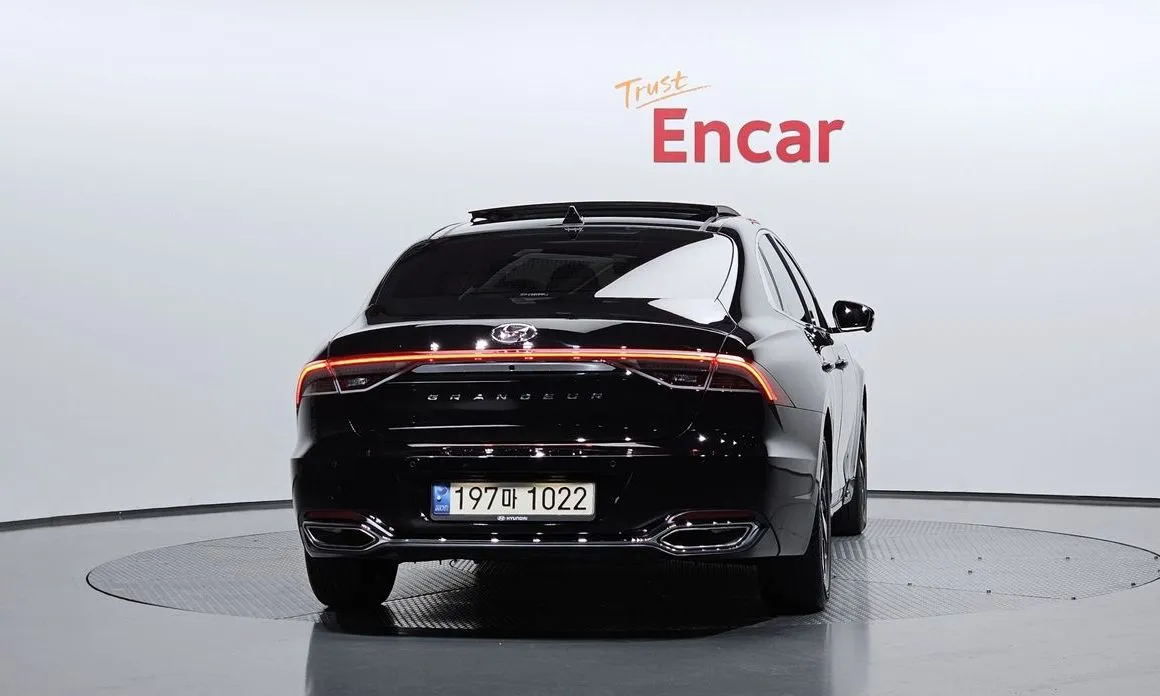 Hyundai Grandeur 2022 из KR, фото 2