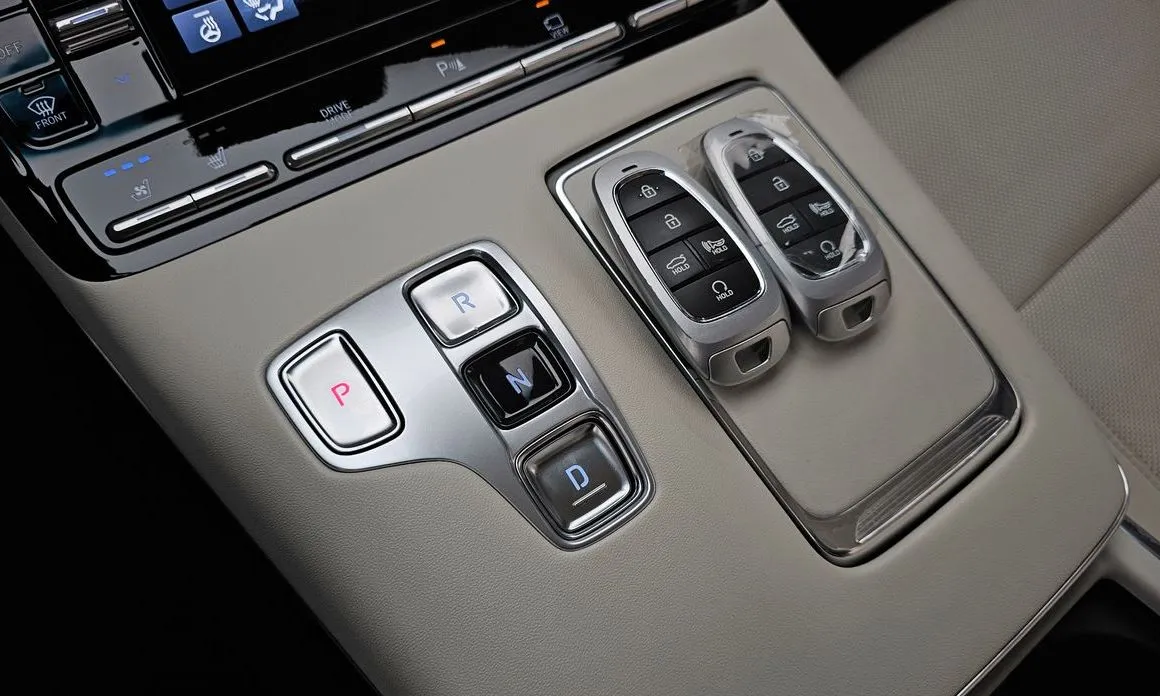 Hyundai Grandeur 2022 из KR, фото 4