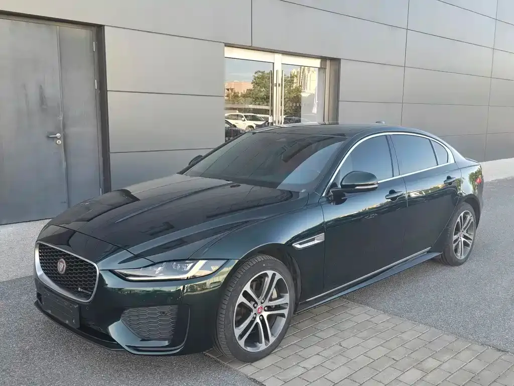 Jaguar XEL — фото 1