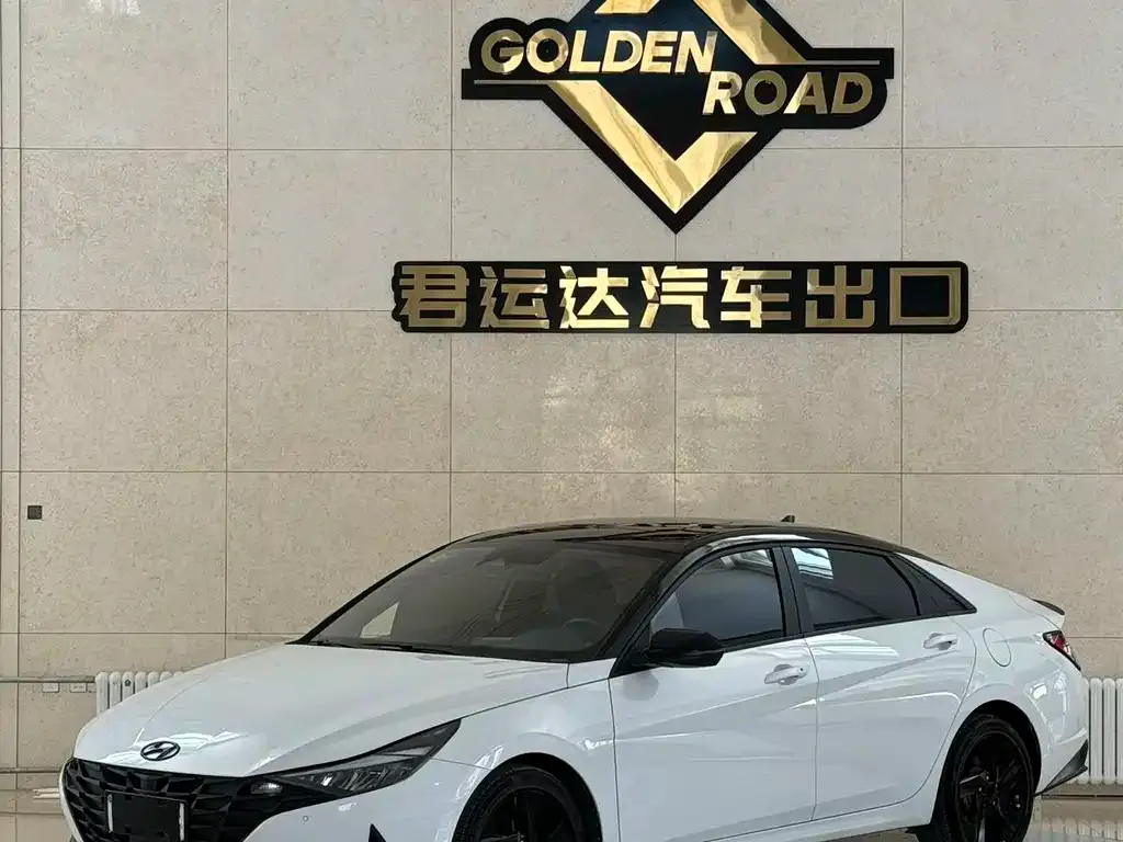 Hyundai Elantra — фото 2