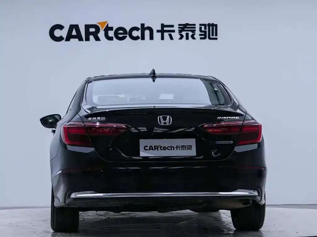 Honda Inspire — фото 8