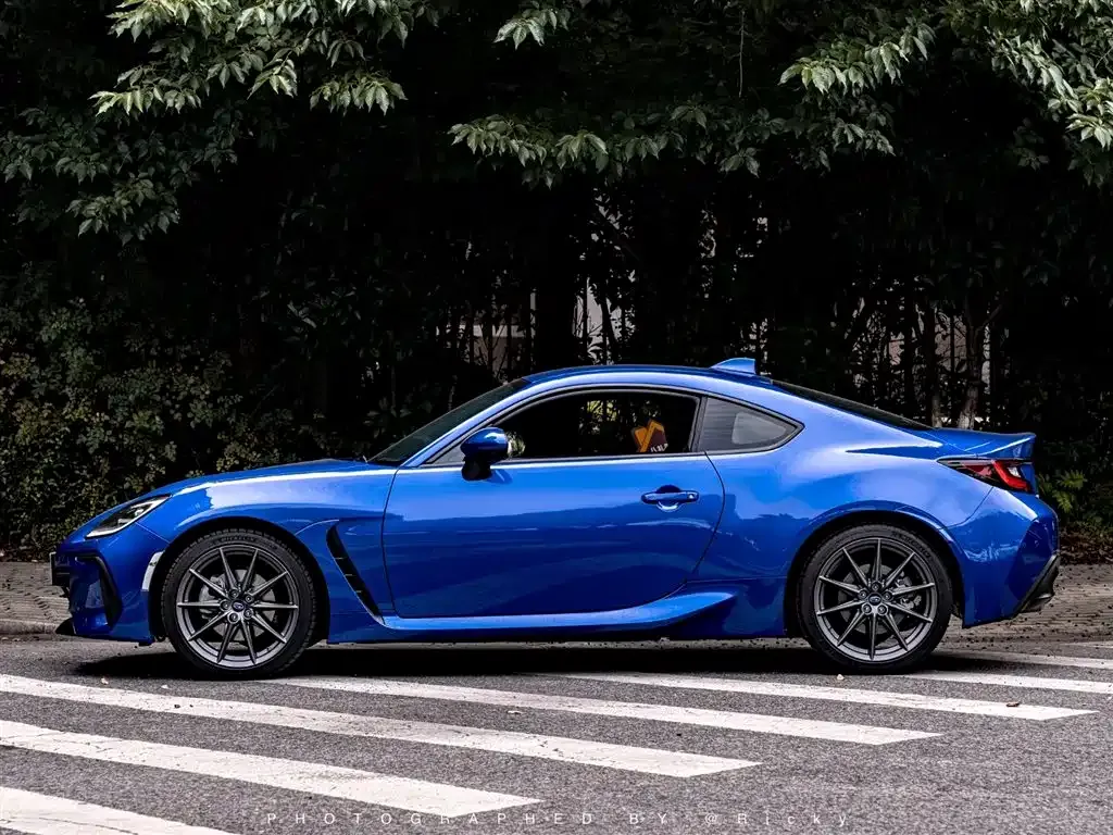 Subaru BRZ 2023 из CN, фото 5