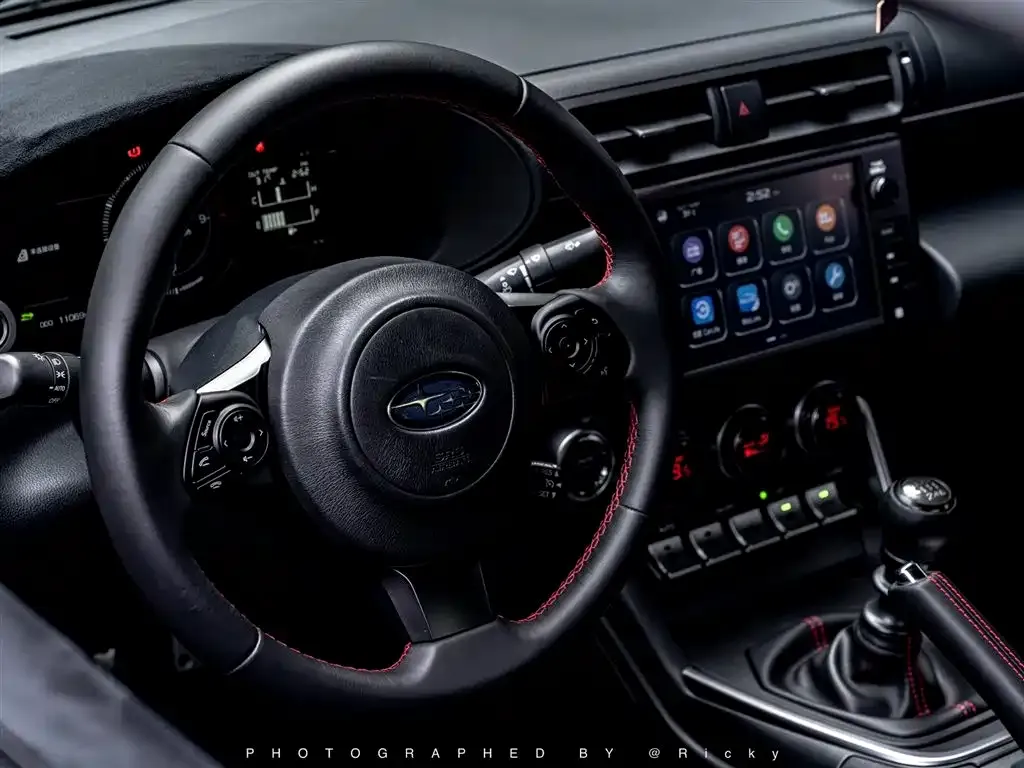 Subaru BRZ 2023 из CN, фото 7
