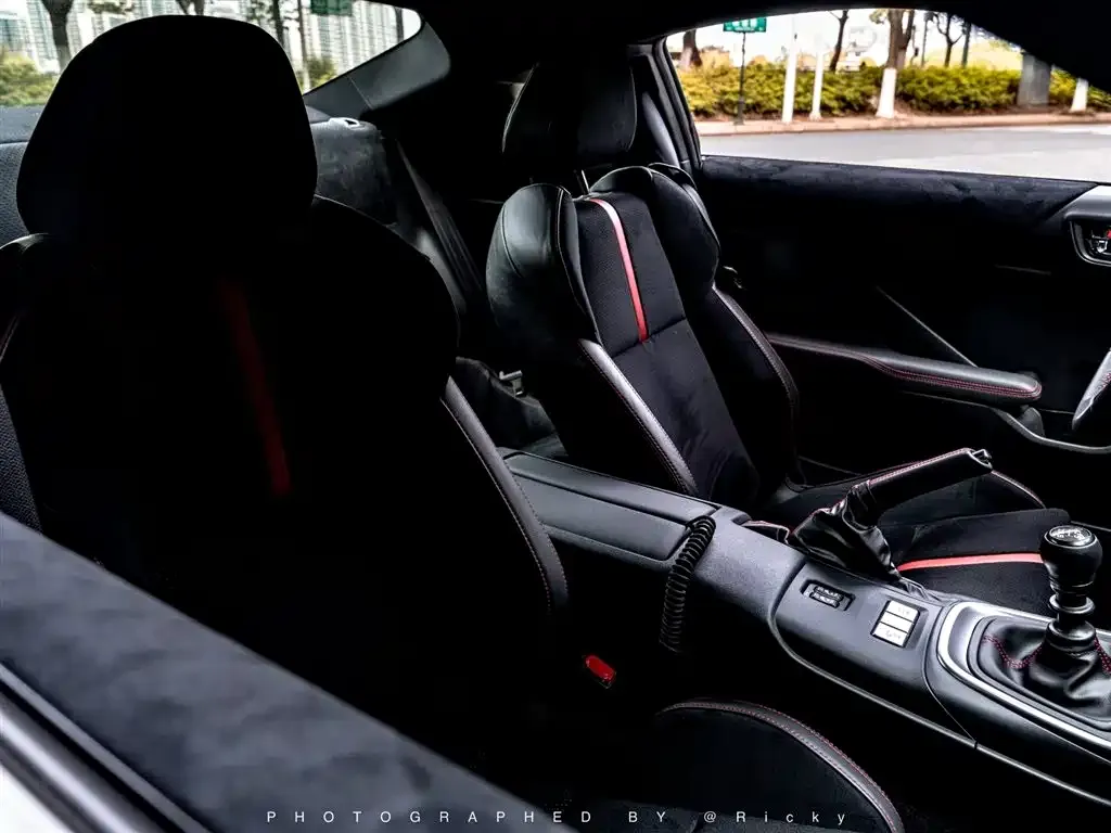 Subaru BRZ 2023 из CN, фото 6