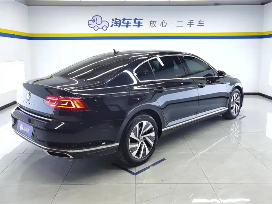 Volkswagen Magotan GTE PHEV 2023 из CN, фото 5