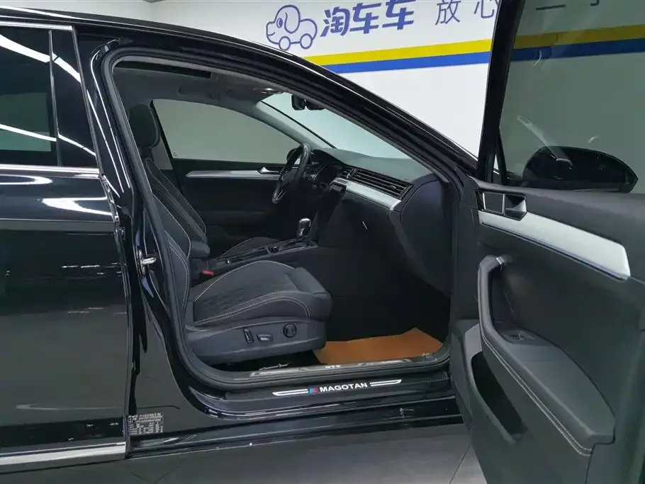 Volkswagen Magotan GTE PHEV 2023 из CN, фото 4