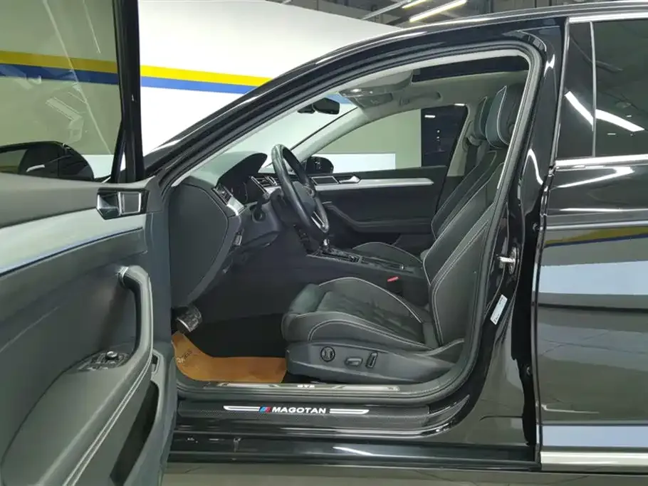 Volkswagen Magotan GTE PHEV 2023 из CN, фото 10