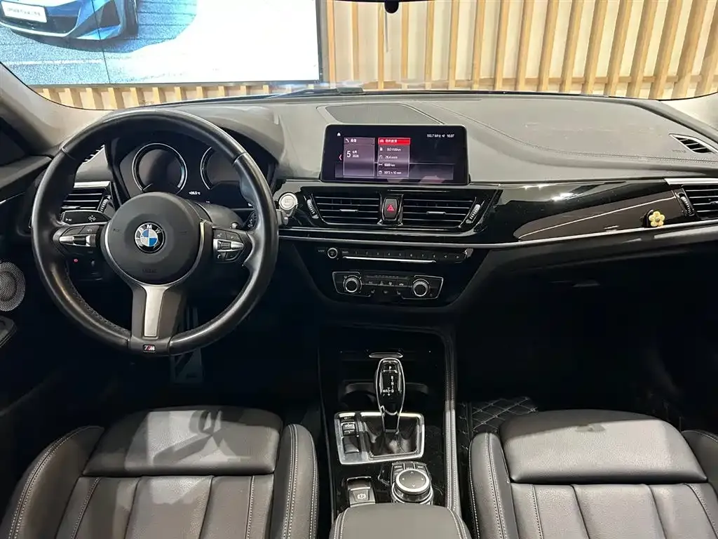 BMW 1 Series 2021 из CN, фото 4