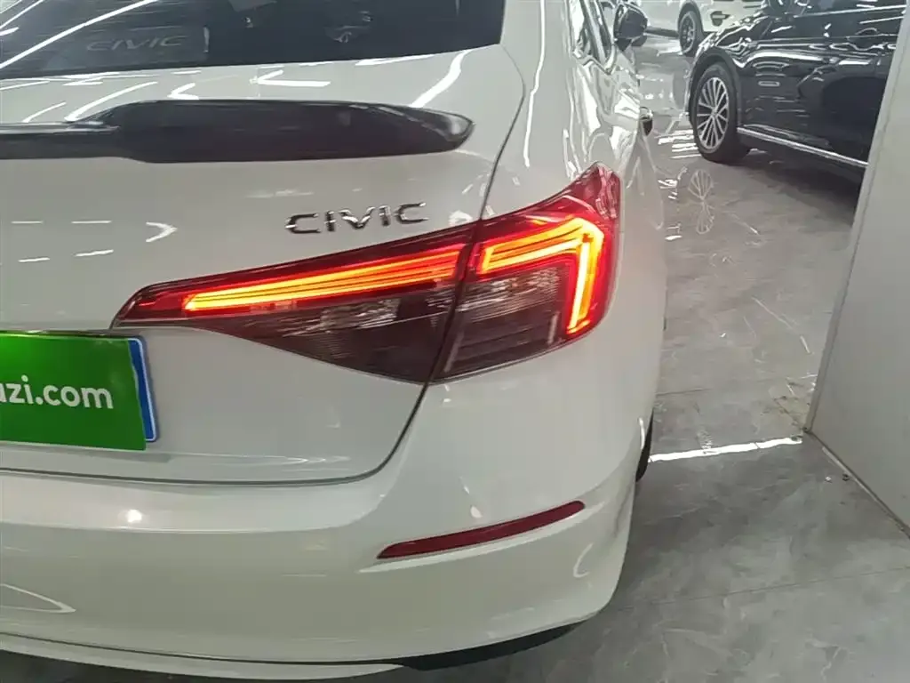 Honda Civic 2023 из CN, фото 3