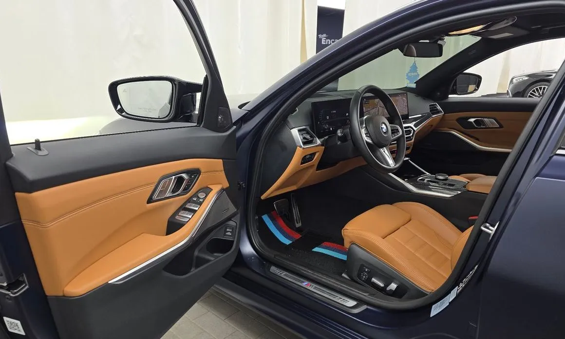 BMW 3-Series 2023 из KR, фото 8