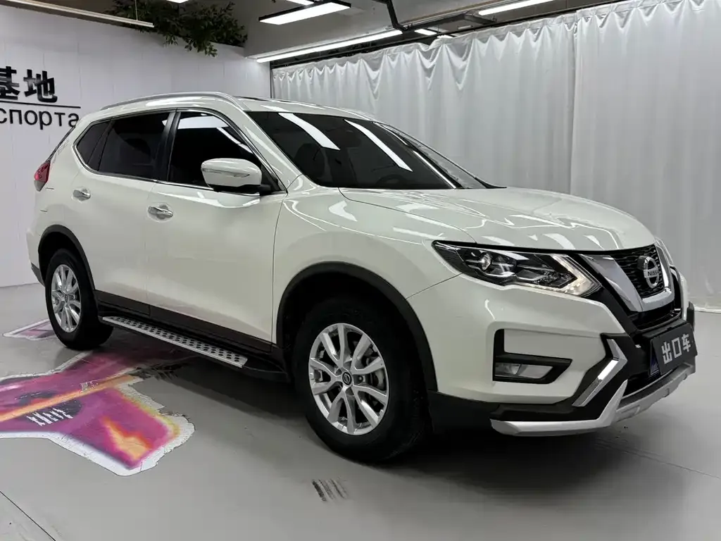 Nissan X-Trail — фото 6
