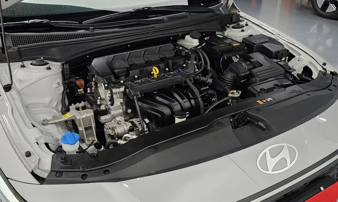 Hyundai AVANTE — фото 9