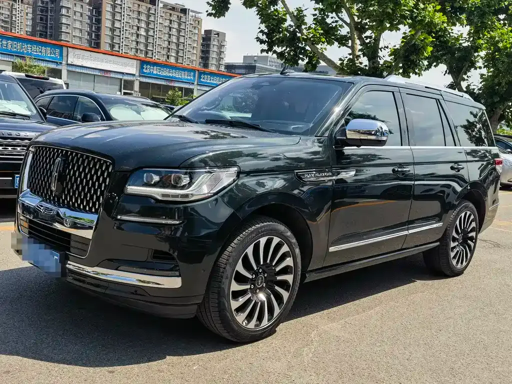 Lincoln Navigator — фото 1