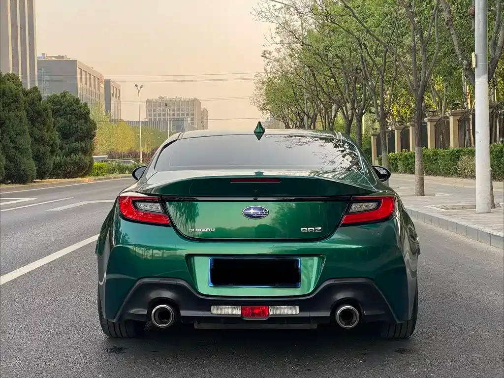 Subaru BRZ 2023 из CN, фото 5
