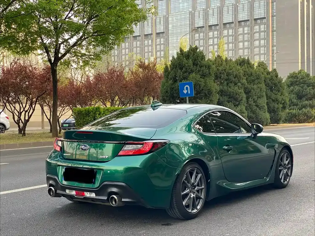 Subaru BRZ 2023 из CN, фото 6