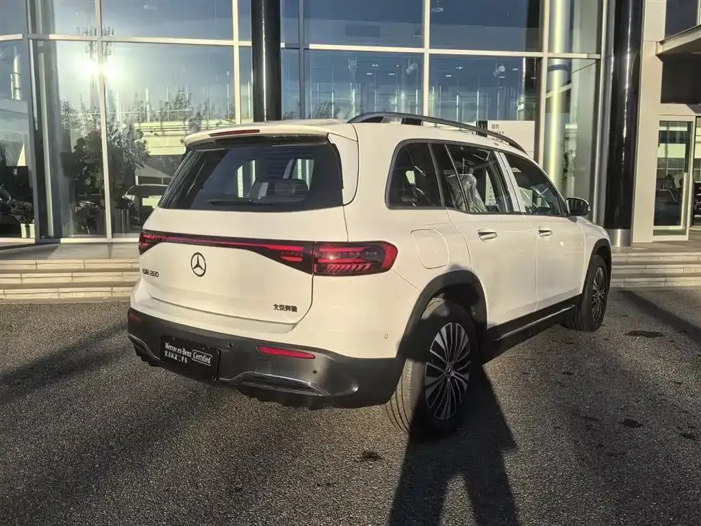 Mercedes-Benz EQB 2025 из CN, фото 8