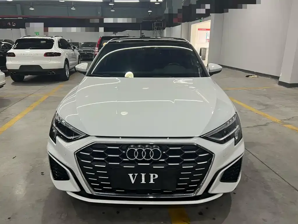 Audi A3 2023 из CN, фото 10