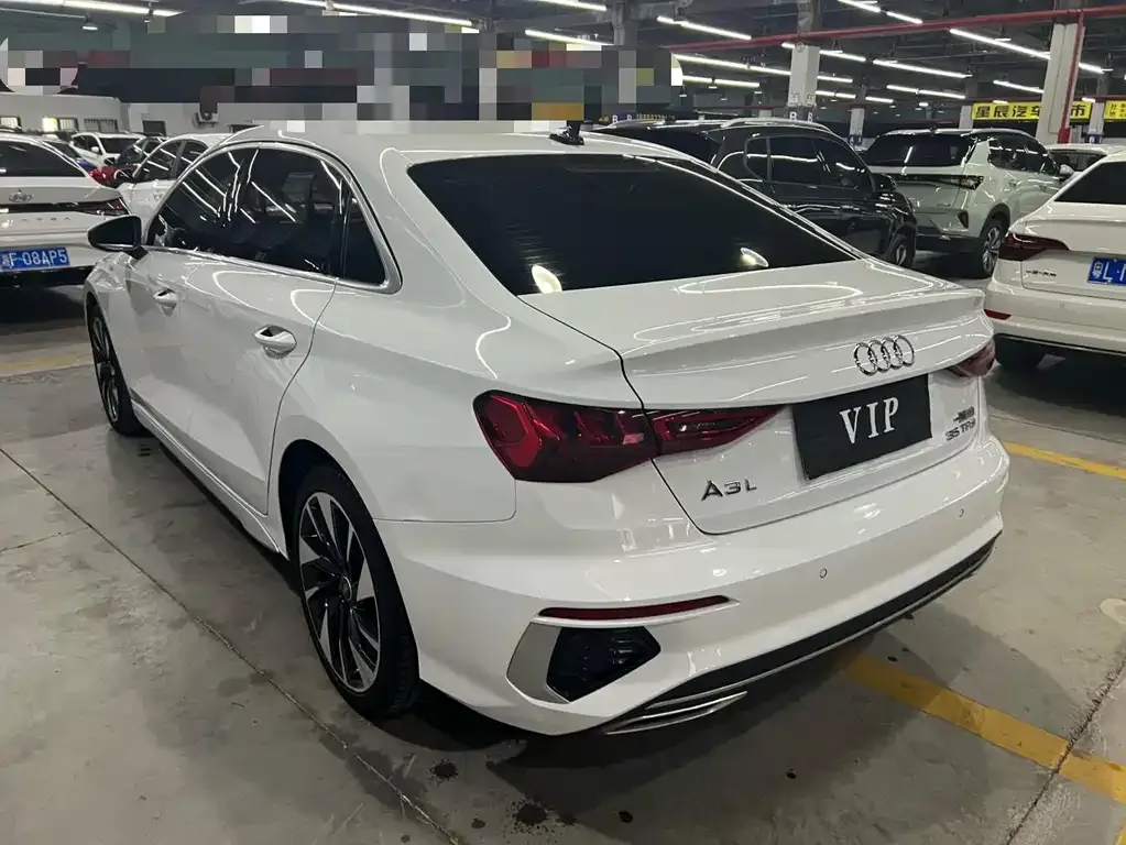 Audi A3 2023 из CN, фото 8