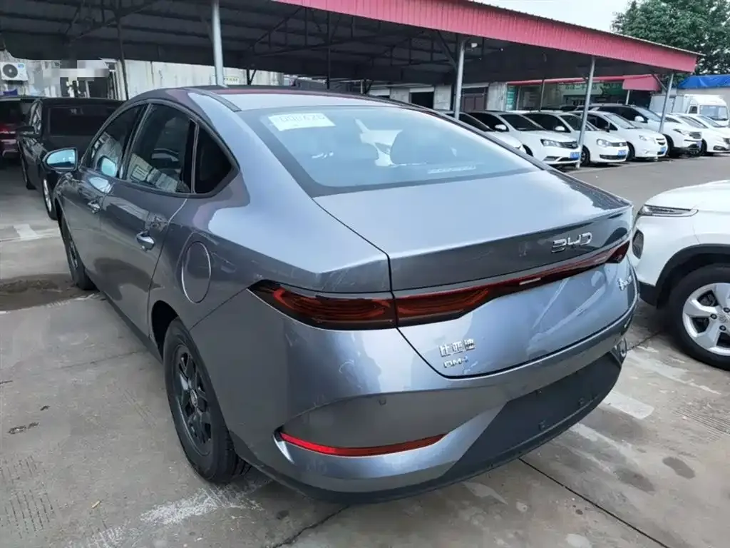 BYD Qin PLUS — фото 9