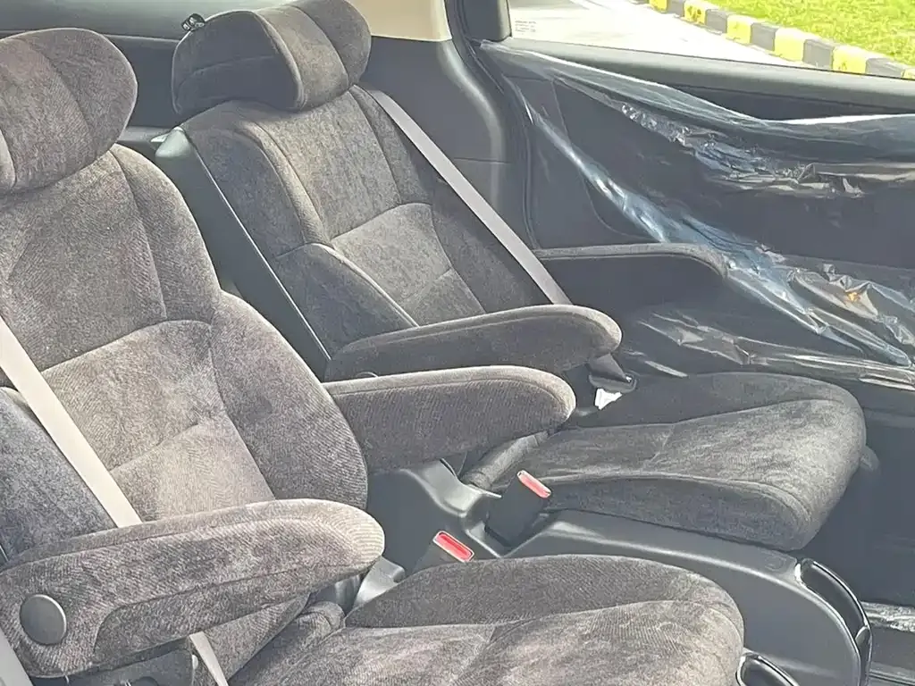 Honda Odyssey — фото 10