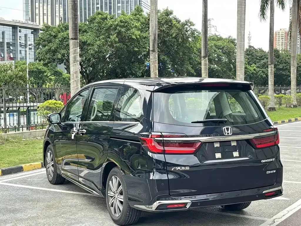 Honda Odyssey — фото 4