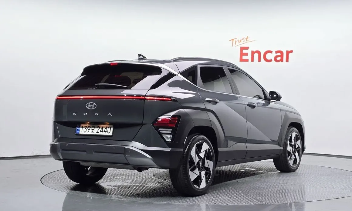 Hyundai Kona 2023 из KR, фото 2