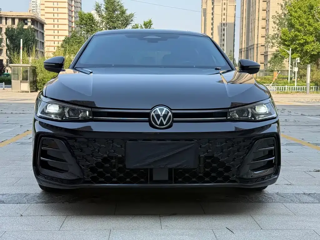 Volkswagen Passat — фото 9