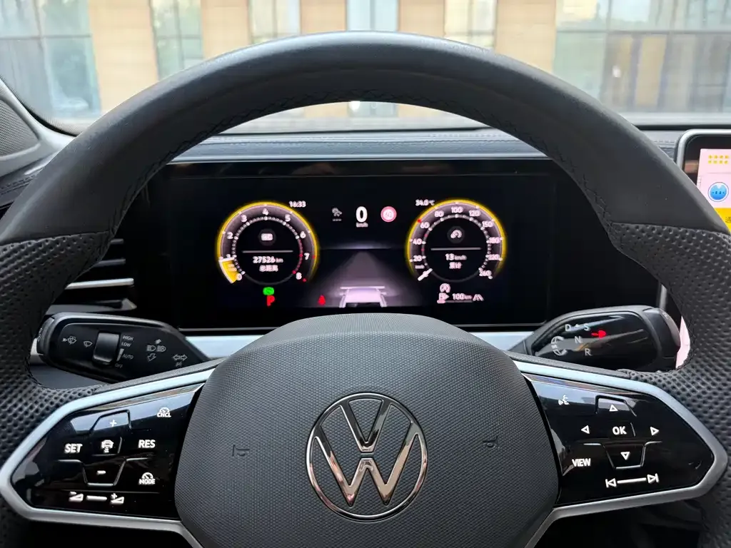 Volkswagen Passat — фото 2