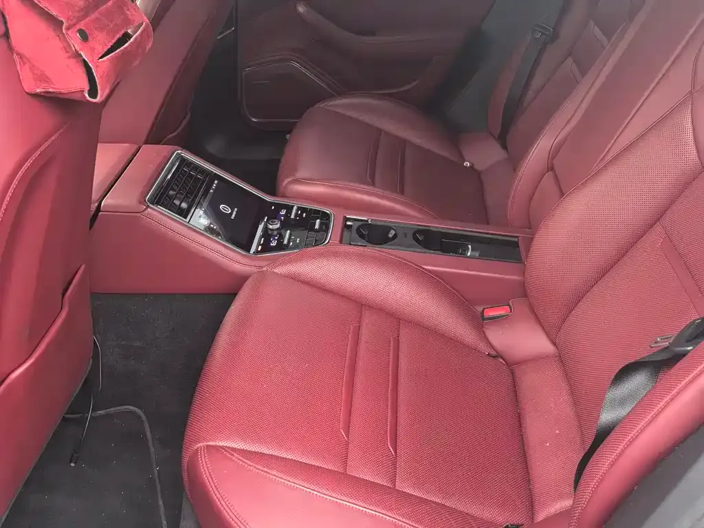 Porsche Panamera Hybrid 2022 из CN, фото 3