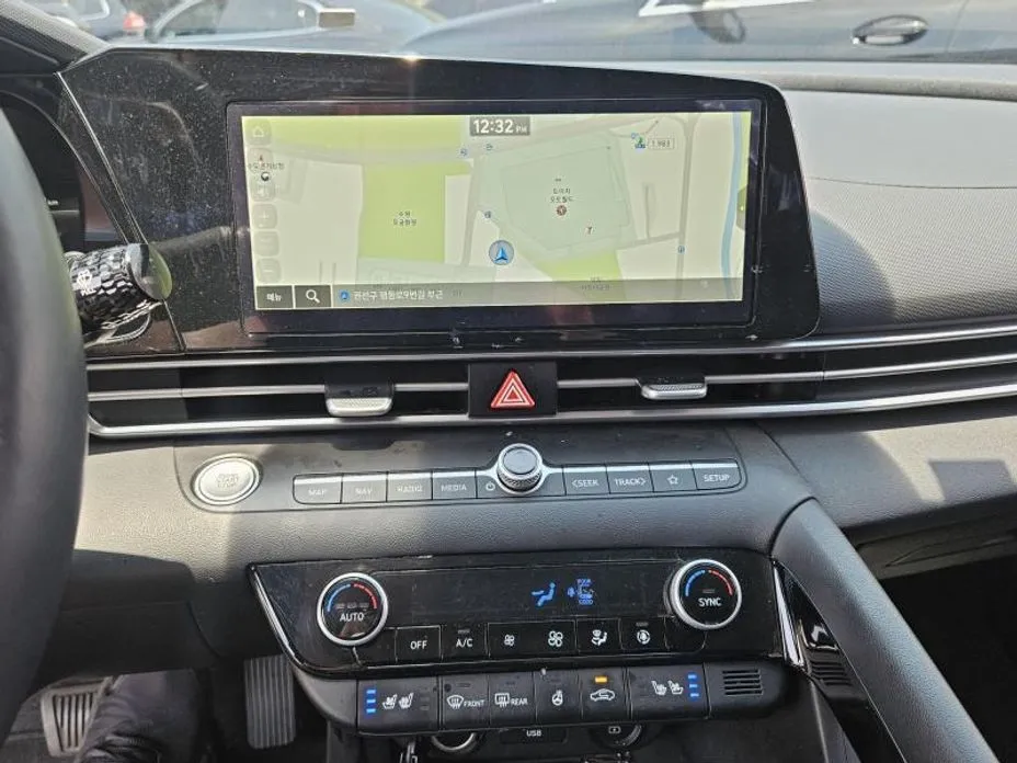 Hyundai AVANTE 2023 из KR, фото 3