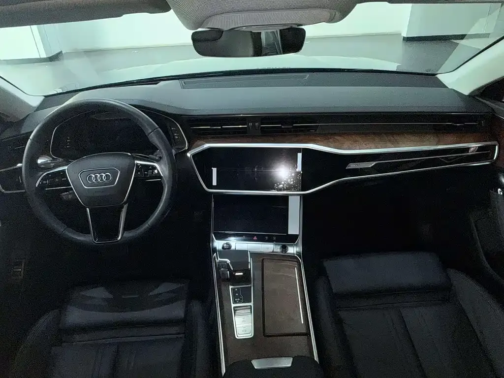 Audi A7 2021 из CN, фото 3
