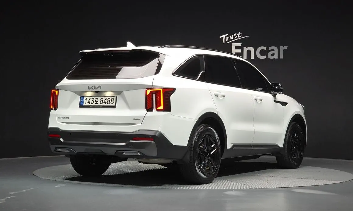 Kia Sorento — фото 4